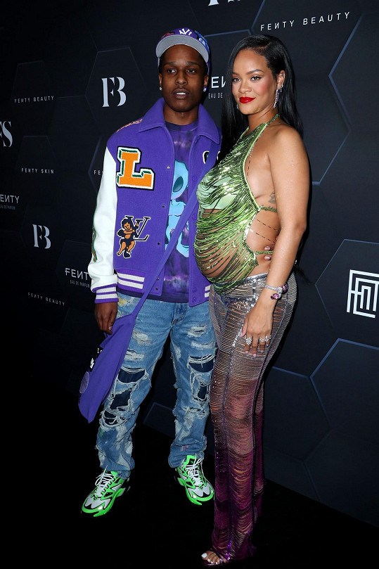 Rihanna a A$AP Rocky se těší na prvního potomka. 