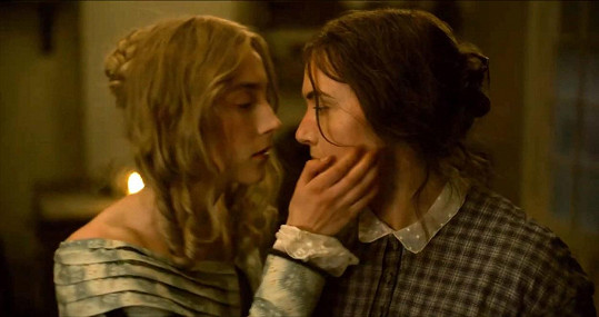 Kate si se Saoirse Ronan střihla žhavé lesbické scény. 