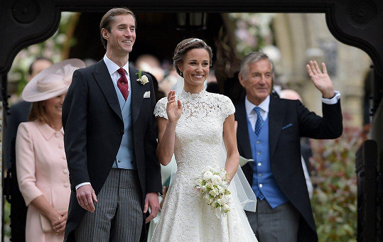Pippa Middleton na svatební fotce s Jamesem Matthewsem