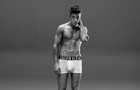 Justin v reklamě z roku 2015