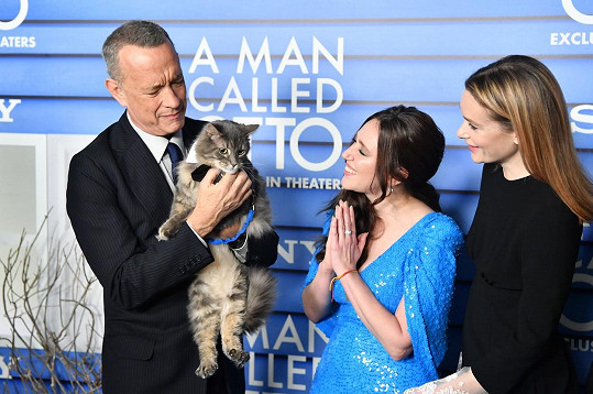 Na promítání dorazil i s kočkou, která ve filmu také hrála. 