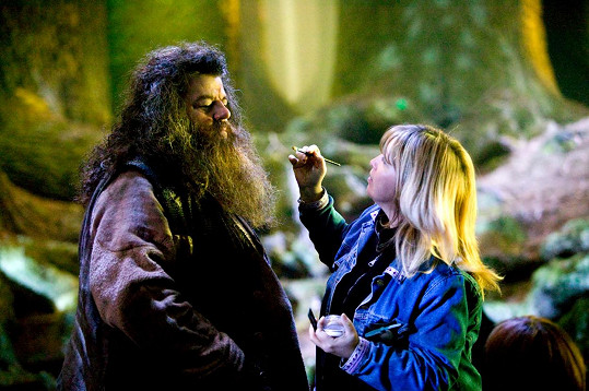 Robbie si roli Hagrida užíval naplno. 