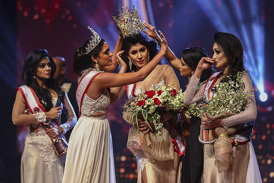 Finále soutěže Mrs. Srí Lanka skončilo skandálem.