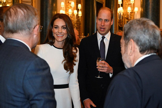 Princ a princezna z Walesu během slavnostního oběda pro pozvané státníky