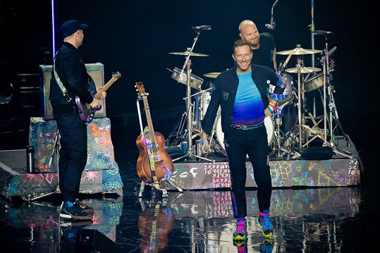 S návrhem na unikátní jméno dcery přišel hudebník Chris Martin (vepředu).
