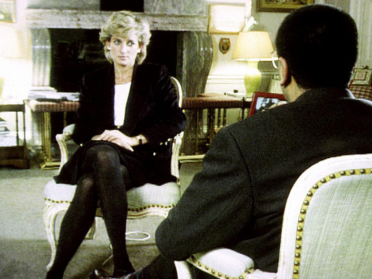 Vztah s Jamesem Hewittem princezna Diana potvrdila ve slavném rozhovoru pro BBC.