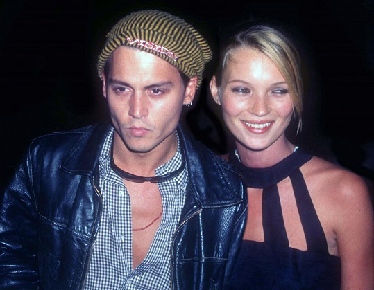 S Johnnym modelka randila v devadesátých letech.