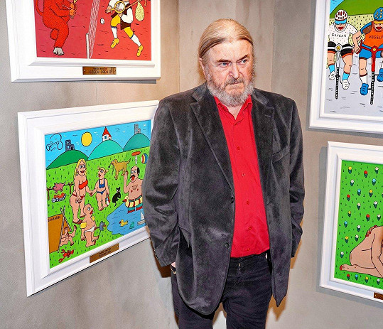 Po 35 letech uspořádal František Ringo Čech výstavu svých obrazů v Praze.
