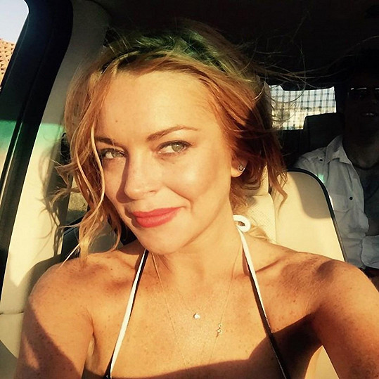 Lindsay Lohan si nepotrpí na pravidla.