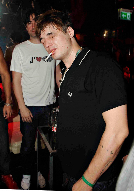 Exmanžel neméně slavné pařmenky Kate Moss Pete Doherty v roce 2007