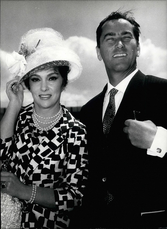 Gina Lollobrigida se svým jediným manželem Milkem Skoficem