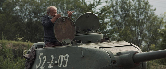 Rudolf Hrušínský se projel v tanku.