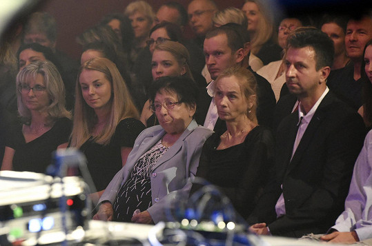 V publiku nechyběla ani rodina Ivety Bartošové.