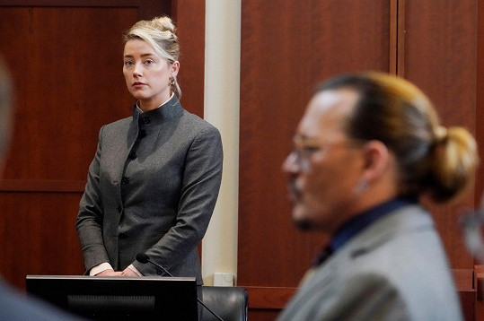 Amber Heard a Johnny Depp opět u soudu 