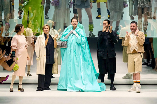 Linda Evangelista se stala hvězdou přehlídky Fendi na týdnu módy v New Yorku. 