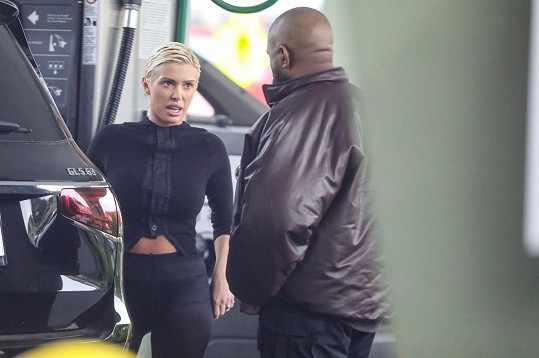 Bianca Censori a Kanye West v Los Angeles