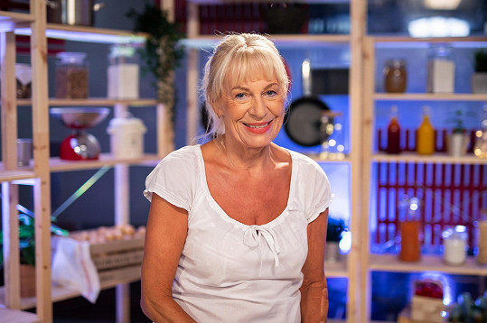 Marie Dlouhá (68 let) 