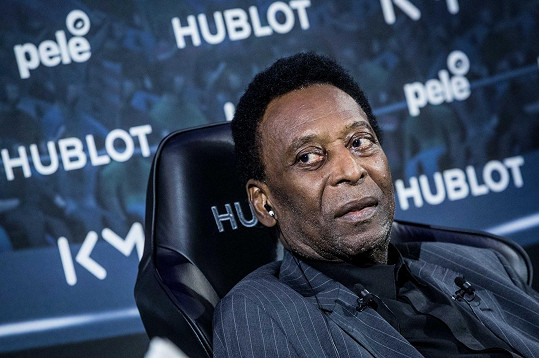 Legendární Pelé ve věku 82 let podlehl rakovině. 