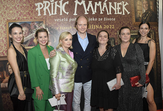 Jana Nagyová s kolegy na premiéře pohádky Princ Mamánek