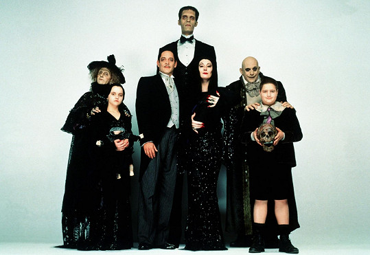 Slavná rodinka ve zpracování Barryho Sonnenfelda z 90. let.