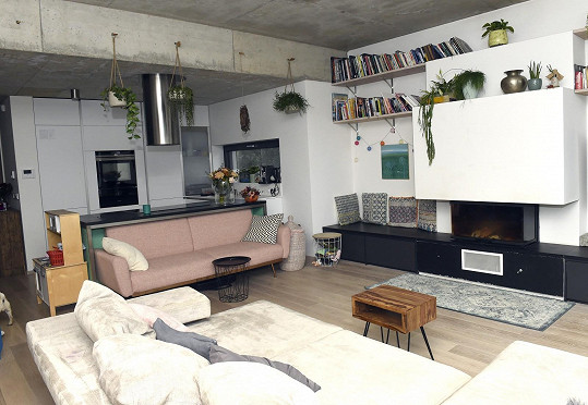 Obývací pokoj a kuchyně