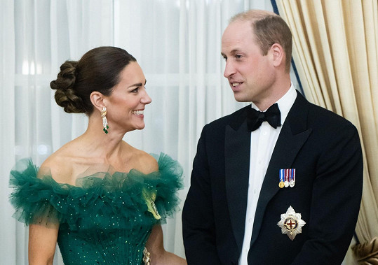 Budoucí královský pár je na cestě po Karibiku v rámci oslav platinového výročí Alžběty II. 