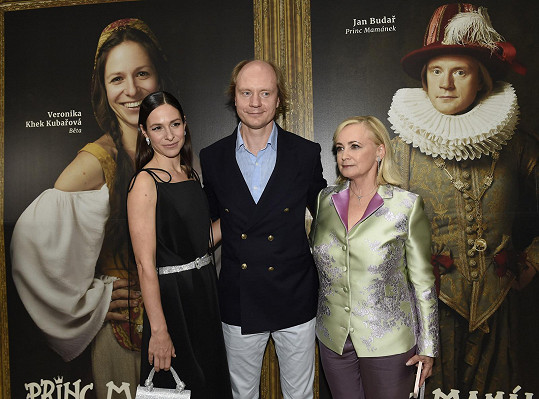 S Janem Budařem, jenž ztvárňuje prince, a královnou Janou Nagyovou