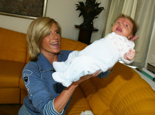 Roku 2003 se jí narodil syn Artur.