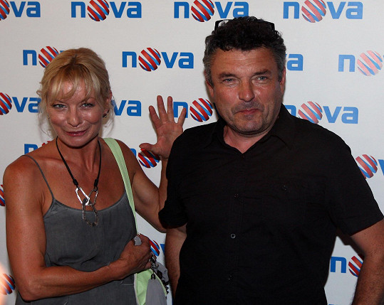 Na podzim roku 2013 představila Nova dvě hvězdy, které nastoupí do Ulice. Vilma Cibulková hrála alkoholičku, matku Lenky Hejlové. Štrébl příští rok oslaví v seriálu desetiletku.
