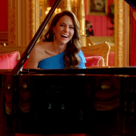 Na klavír zahrála na hradu Windsor.
