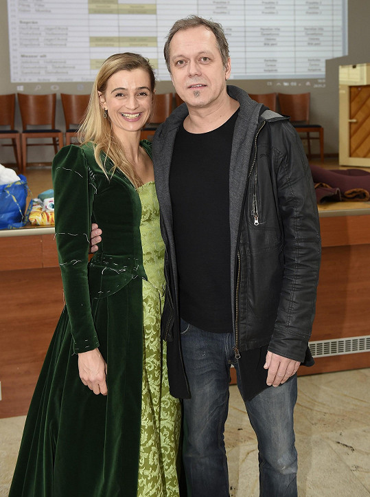 S exmanželkou Ivanou Jirešovou na zkoušce muzikálu Shrek