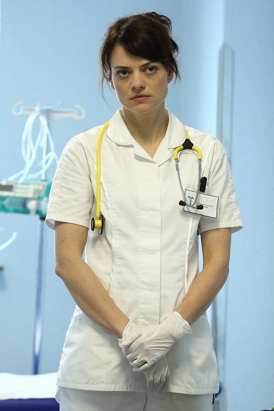 Jana Stryková hraje v seriálu Tátové na tahu lékařku.