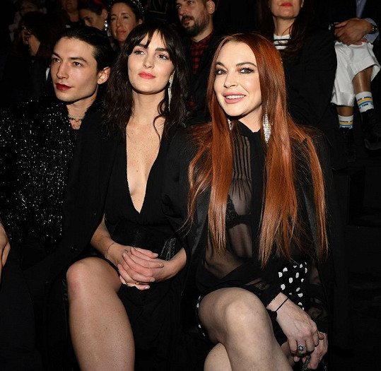 Lindsay Lohan trávila karanténu se sestrou Alianou.