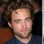 Idol dívčího publika z Twilight má nový objev: Robert Pattinson randí s touto nepřehlédnutelnou rebelkou