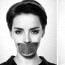 Zalepili jim ústa páskou a postavili je před objektiv: Takovou kampaň Česká Miss a její kolega ze zpráv ještě nefotili