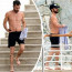 Bývalý manžel Jennifer Aniston si užíval v plavkách hned s několika slavnými kráskami