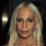 Donatella Versace slaví narozeniny: Podívejte se, jak se sympatická blondýna proměnila ve voskovou figurínu