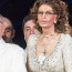 Sophia Loren (84) všem vyrazila dech tímto obrovským výstřihem