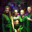 Spoře oděná tanečnice, gay kamarádi a roztržka s opilcem: Takhle Švantnerová slaví narozeniny bez partnera