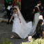 Ve svatebkách jí to sekne: Lady Gaga si střihla roli nevěsty, ve skutečnosti se málem vdala dvakrát
