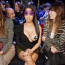 Obnažené ňadro jako módní doplněk: Nicki Minaj vyrazila na přehlídku s jedním prsem venku