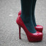 Výběr obuvi příště tato žena přehodnotí: Chůze na extrémnch jehlách skončila fiaskem