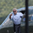 Tomu se říká příjezd do školy: Na vysokou svého syna dopravil Harrison Ford (78) vlastním letadlem