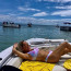 V Miami už se může k moři: Zuzana Belohorcová vystavila dokonalé tělo v bikinách na vodním skútru