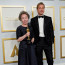 Odnesla si Oscara a přímo na pódiu flirtovala s Bradem Pittem: Na co se ho sympatická babička (73) zeptala?