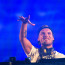 Děsivé podrobnosti o sebevraždě: DJ Avicii (✝28) se prý podřezal střepem od lahve a vykrvácel