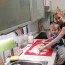Blondýnka z Modrého kódu už se vrhla na pečení: V kuchyni jí letos poprvé pomáhá i malý syn