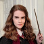 Ne, tohle není Emma Watson: S hvězdou Harryho Pottera si tuto dívku plete i její vlastní matka