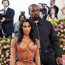 Kim Kardashian poprvé ukázala novorozeného syna. Podívejte se, jaké jméno čtvrtému potomkovi vymysleli