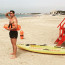 Takhle Roman Šebrle pózuje v plavkách na pláži jako záchranář z Pobřežní hlídky: Červený plovák mu sluší!